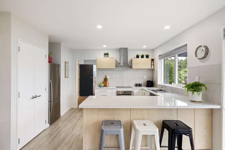 2 Haywards Lane Duvauchelle_8