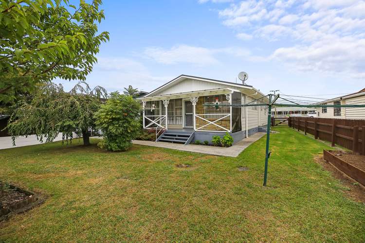 34 Station Road Paeroa_17
