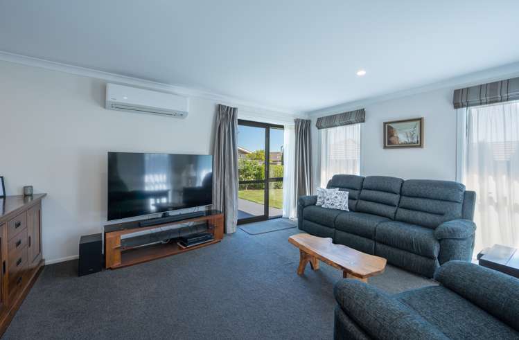 44 Concordia Drive Richmond_5