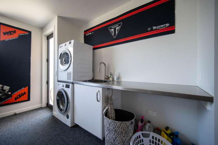 18 Sabine Drive Richmond_16