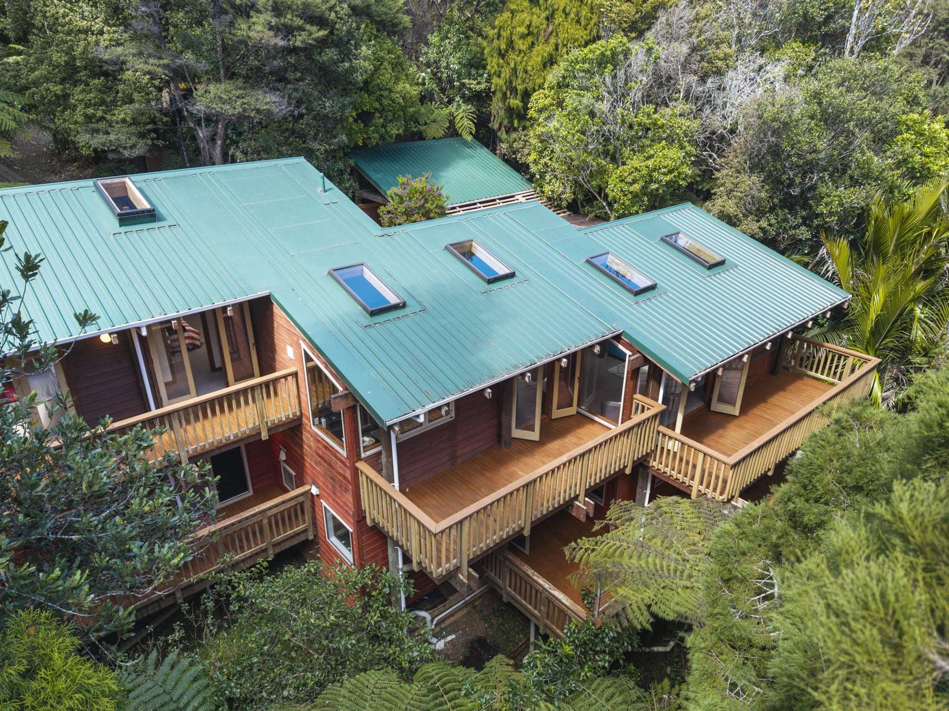 191 Scenic Drive Titirangi_0