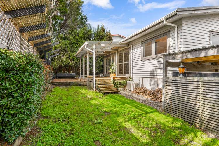 13 Hammond Avenue Hatfields Beach_11