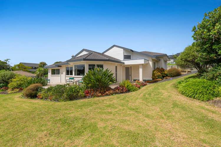 1 Grovenor Drive Orewa_23