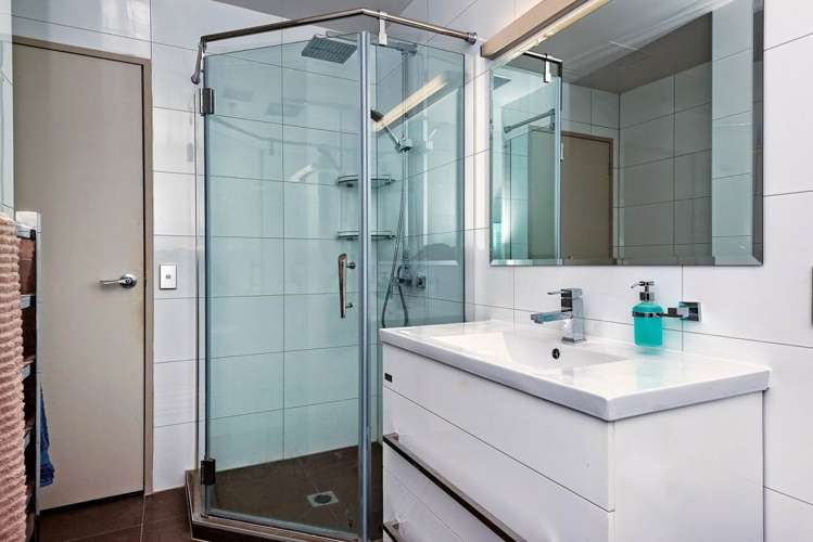 16d/363 Queen Street Auckland Central_6