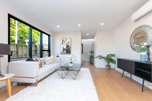 7A Hewlett Road Massey_3