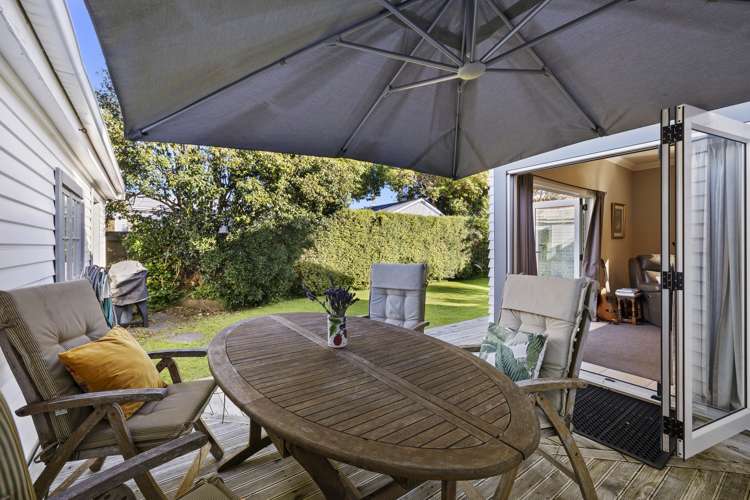 15 Burns Street Westown_4