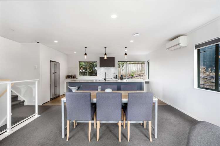 2/43 Lingfield Street Glenfield_7