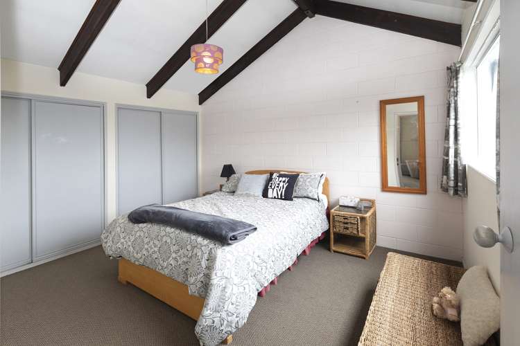 8b Hilldale Place Hillsborough_11