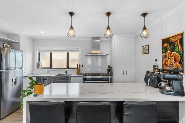 2/15 Cook Street Hamilton East_6