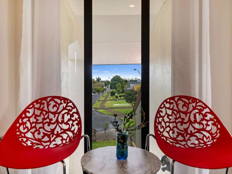 71 Nielsen Gardens_2