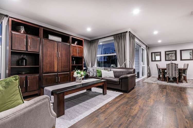 2 Whaley Greens Silverdale_12