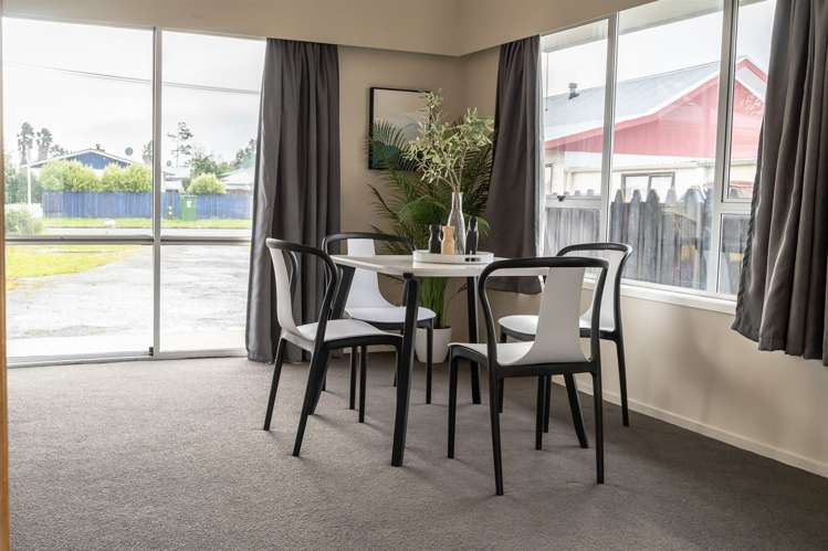 73b Saxbys Road Deanwell_8