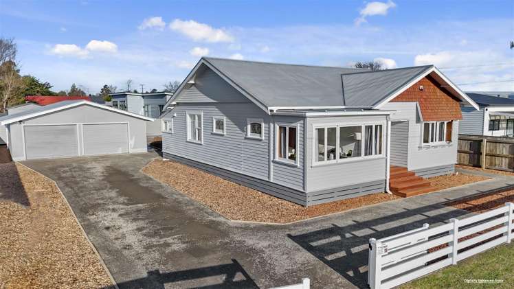 135 Lincoln Road Carterton_13