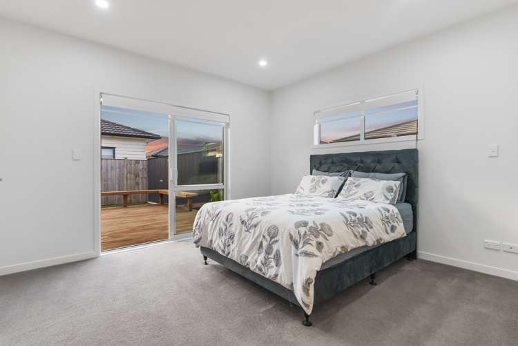 18 Black Beech Crescent Takanini_11