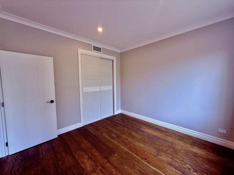 129 Colonial Drive Silverdale_11