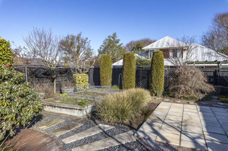 49b Regency Crescent Redwood_33