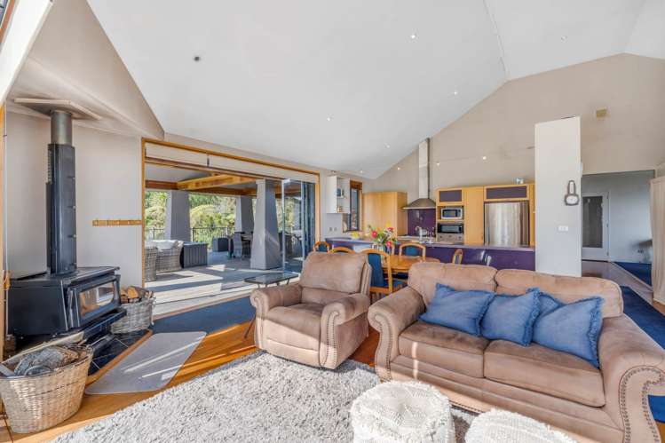 15a Te Papa Road Kawakawa Bay_13