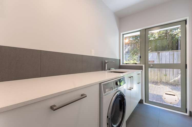 2/268 Rosetta Road Raumati Beach_21