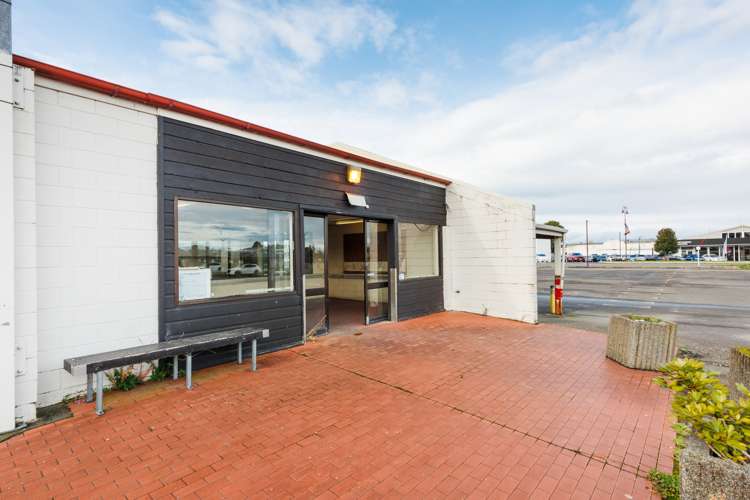 71 Warwick Street Feilding_23