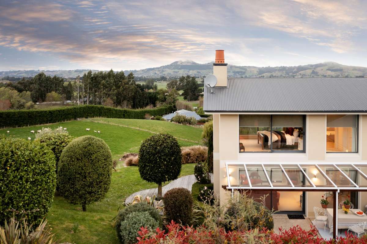 294 Tirohanga Road_2