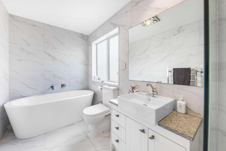 13 Bomber Lane Whenuapai_10