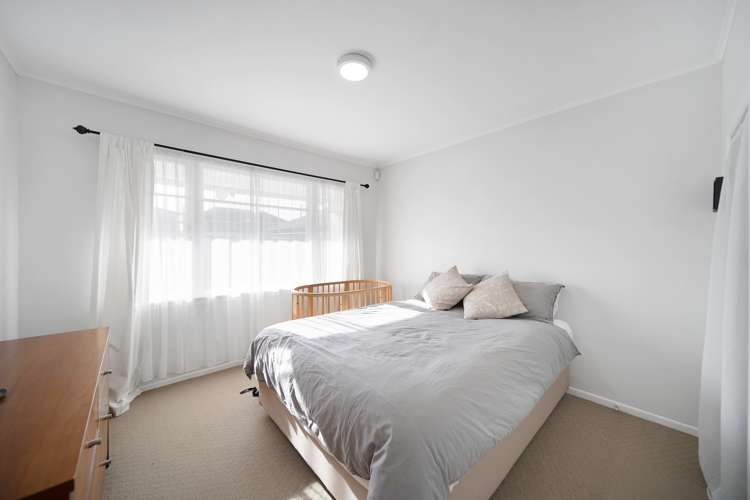 3/8 Jennifer Place Papatoetoe_11