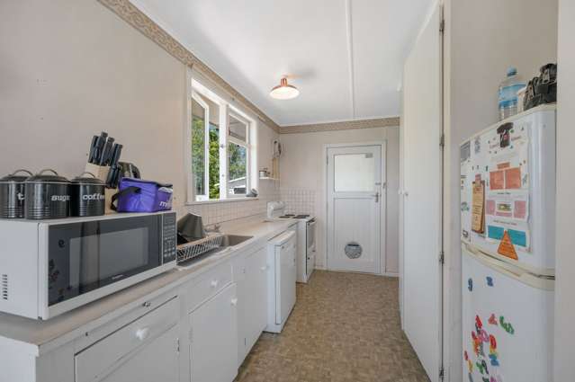 42 Francis Drake Street Waipukurau_3