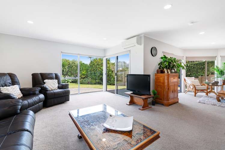 1326 Whangaparaoa Road Army Bay_17
