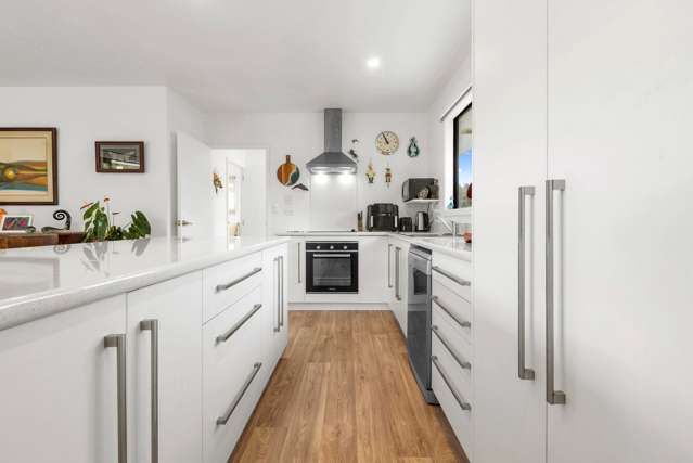 9 Meenas Place Cable Bay_4