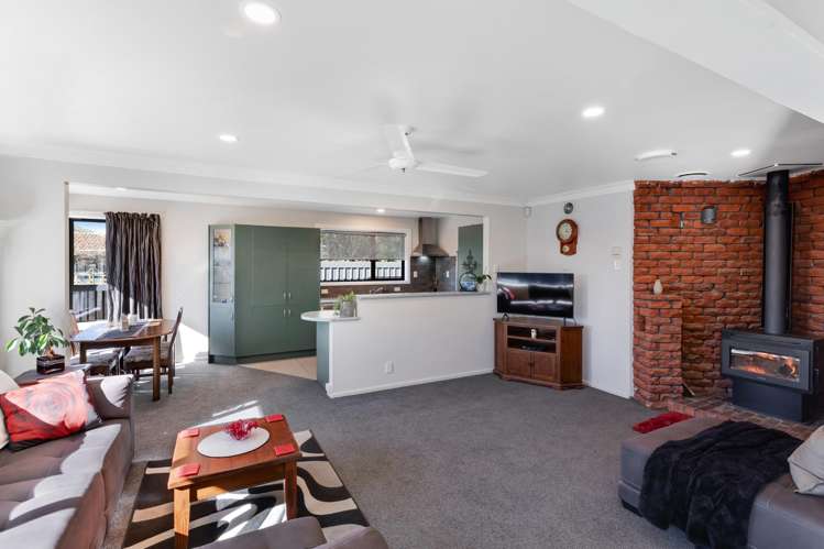14 Larsens Road_5