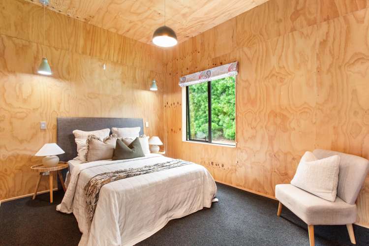 818 Oxford Road Fernside_14