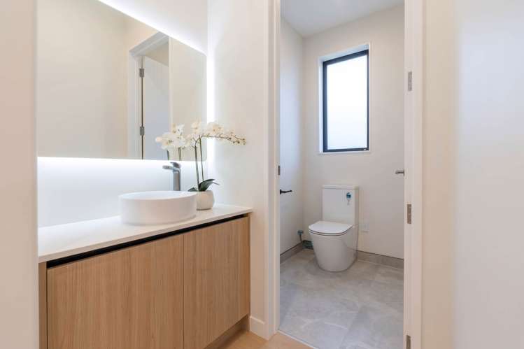 2 Humenga Place Long Bay_22