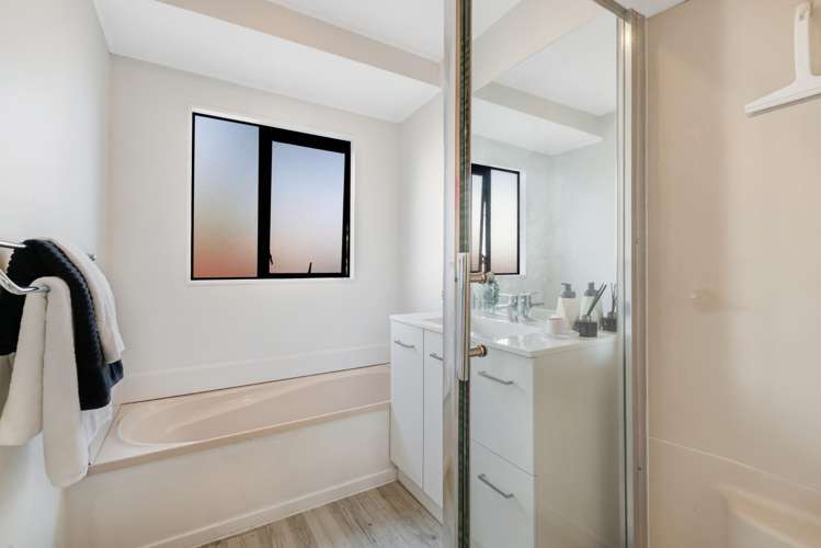 2/41 Barbados Drive Unsworth Heights_15