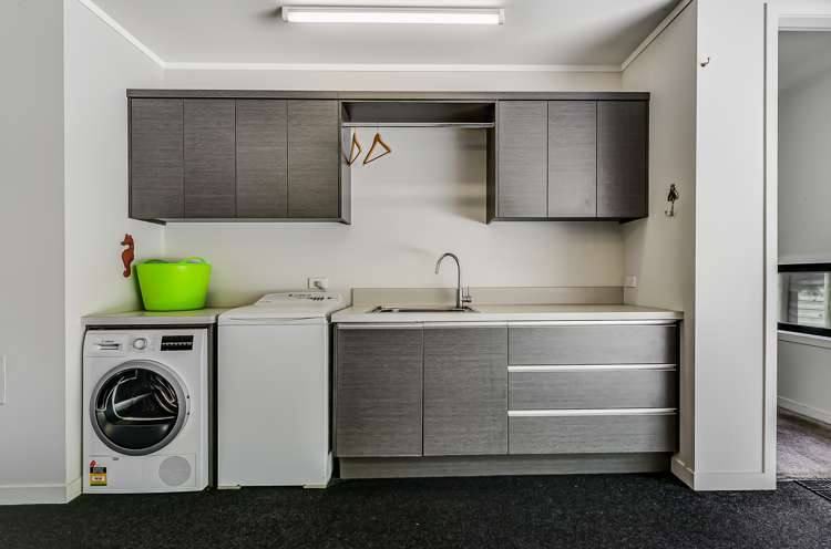 5 Hamilton Parade Hamilton Central_17