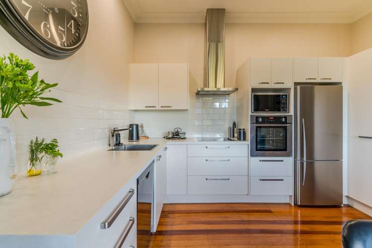 9 Picardy Street Maryhill_7