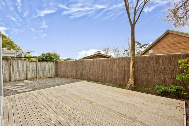 16 Albionvale Road Glen Eden_1