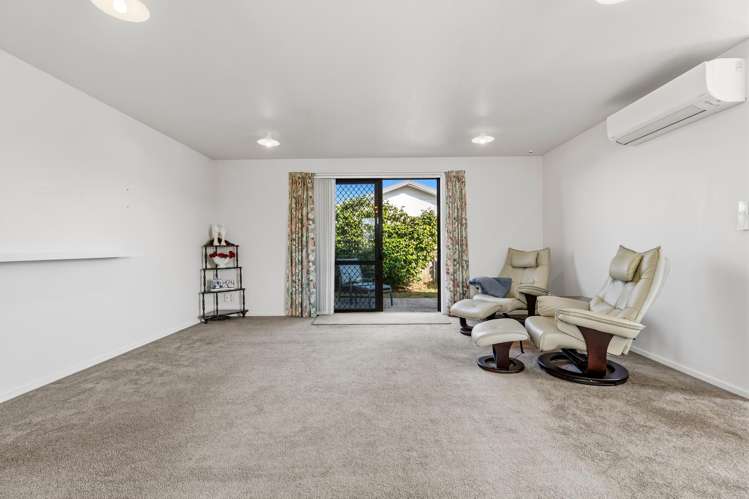 112 Reynolds Drive_2