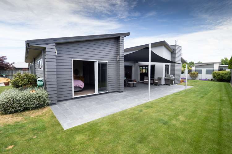 8 Somerset Grove Allenton_21