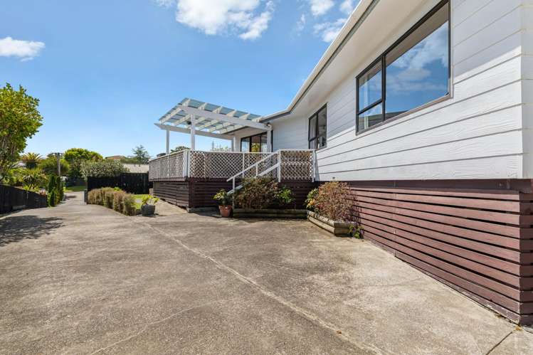 33B Brandon Road Manly_20