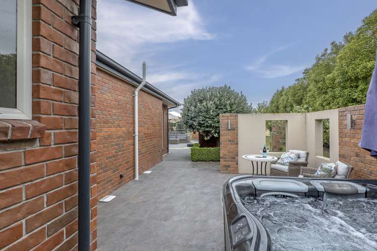 555 Birchs Road Lincoln_23