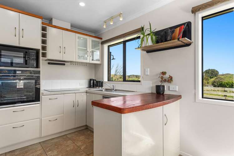 1379 Manawahe Road Manawahe_13