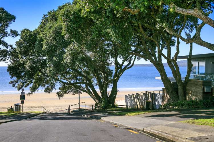 4/27 Sanders Avenue Takapuna_4