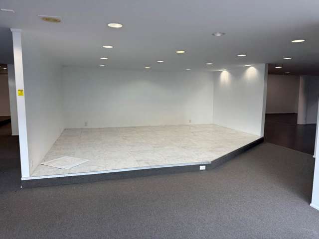 Unit 16/18 Link Drive Wairau Valley_2