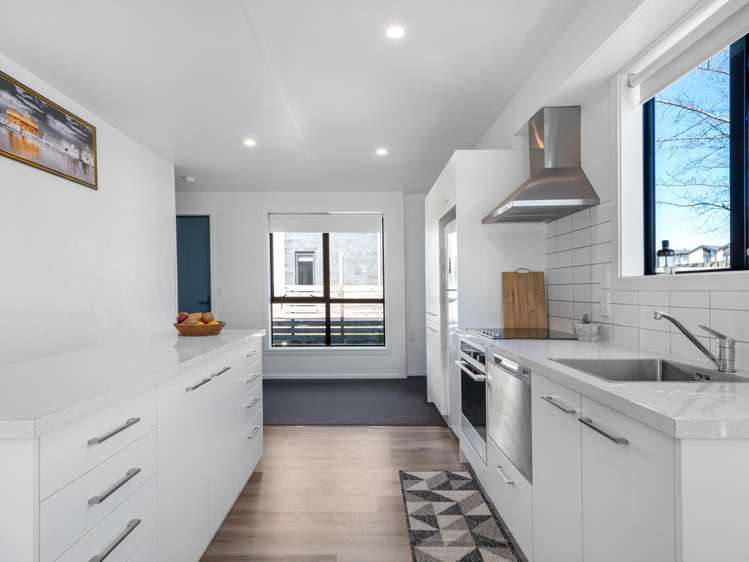 1/14 Buffon Street Waltham_5