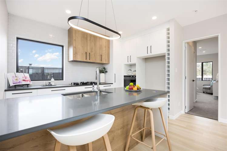 74 Argent Lane Wainui_8