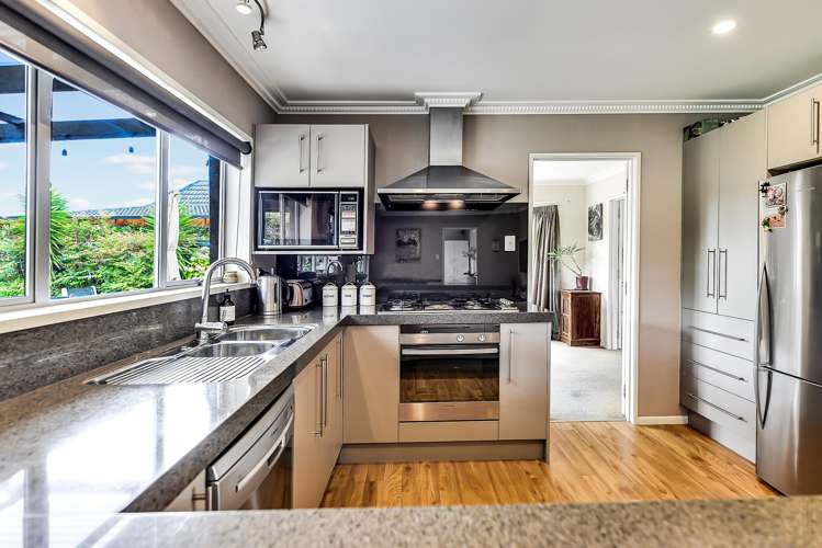 43 Chedworth Avenue Chedworth_6