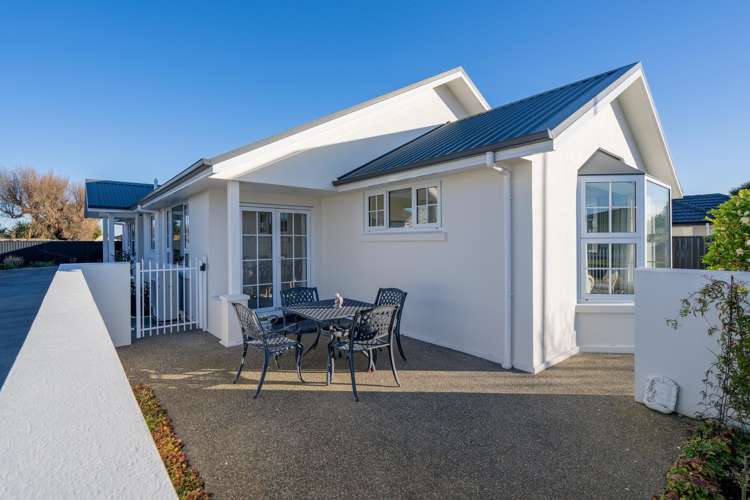 153 George Street Windsor_32
