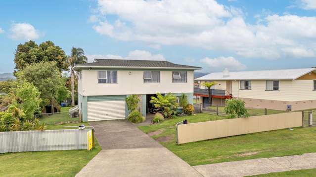 Expansive family abode