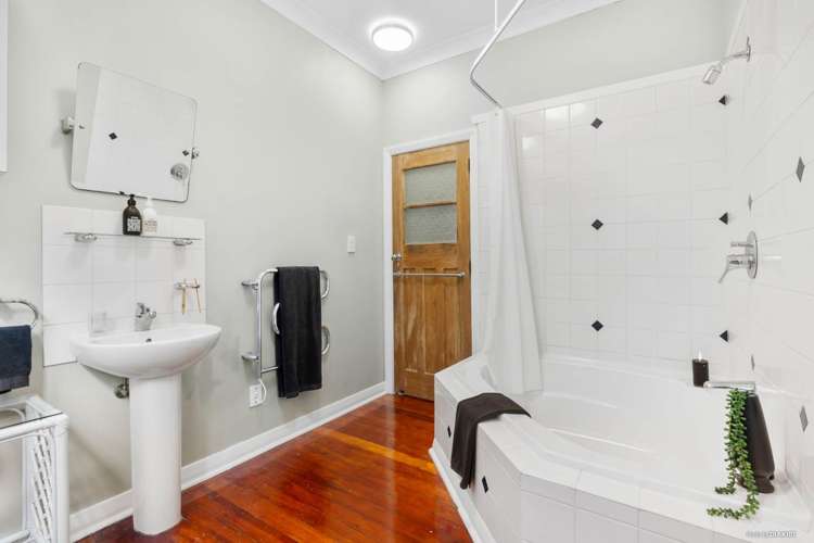 49 Waiohua Road Greenlane_18