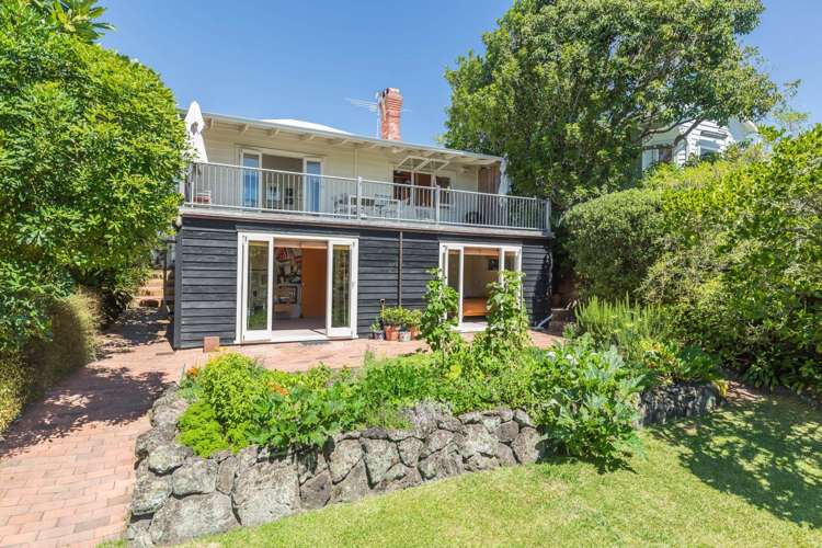 6 Waterview Road Stanley Point_2